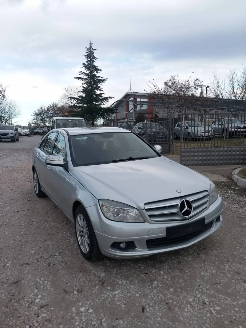 Mercedes-Benz C 220 Нов внос, снимка 4 - Автомобили и джипове - 48285145