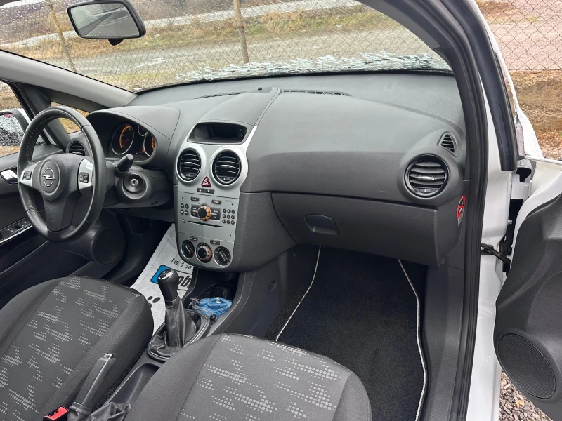 Opel Corsa 1.2benzin GPL , снимка 8 - Автомобили и джипове - 48619761