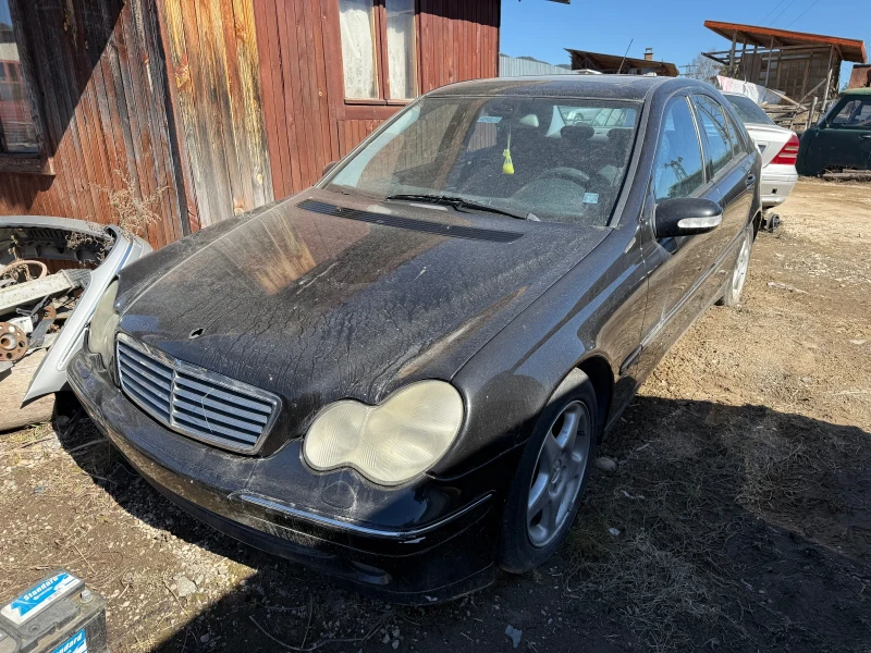 Mercedes-Benz C 220, снимка 1 - Автомобили и джипове - 49427561