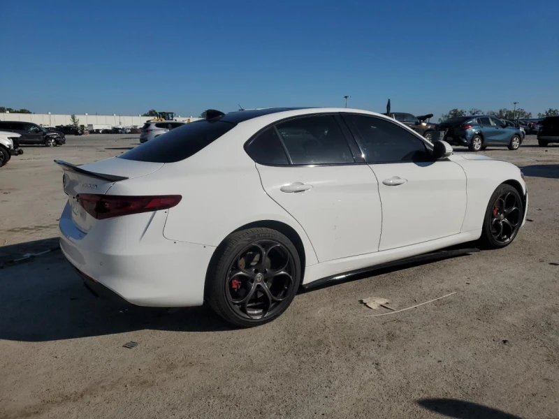 Alfa Romeo Giulia ALFA ROMEO GIULIA TI Q4/КРАЙНА ЦЕНА, снимка 4 - Автомобили и джипове - 49532034