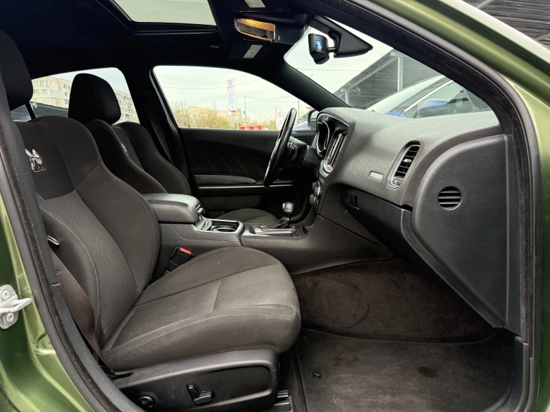 Dodge Charger R/T 392, снимка 10 - Автомобили и джипове - 52617716