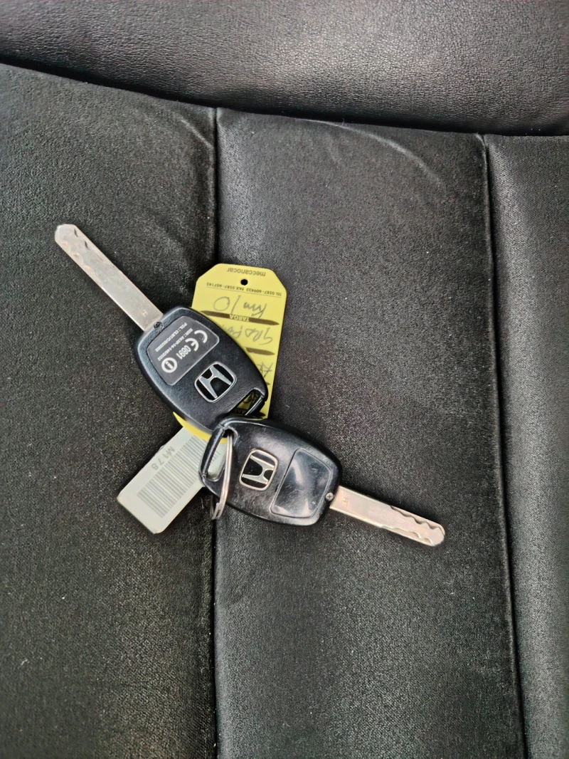 Honda Accord 2.2 CDTI, снимка 15 - Автомобили и джипове - 52698546