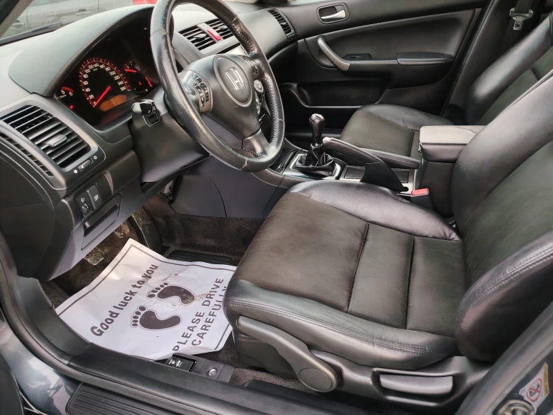 Honda Accord 2.2 CDTI, снимка 6 - Автомобили и джипове - 52698546