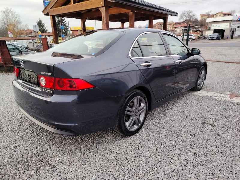 Honda Accord 2.2 CDTI, снимка 3 - Автомобили и джипове - 52698546