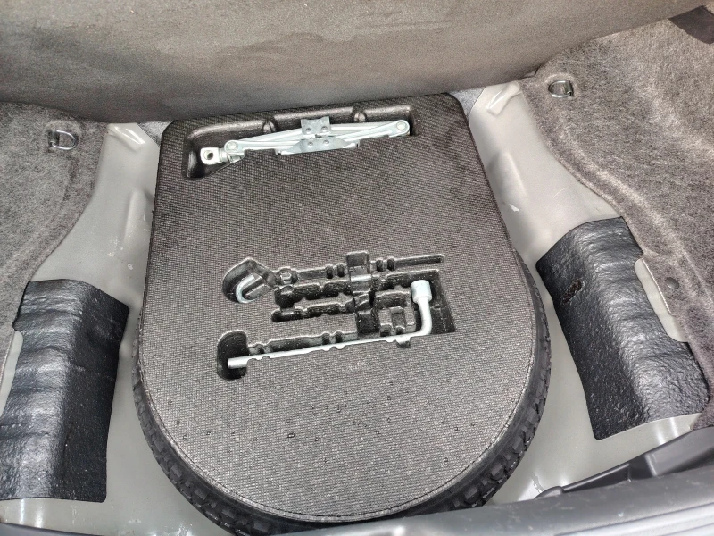 Honda Accord 2.2 CDTI, снимка 11 - Автомобили и джипове - 52698546