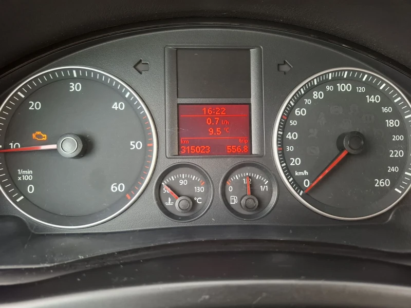 VW Golf Plus, снимка 7 - Автомобили и джипове - 53404609