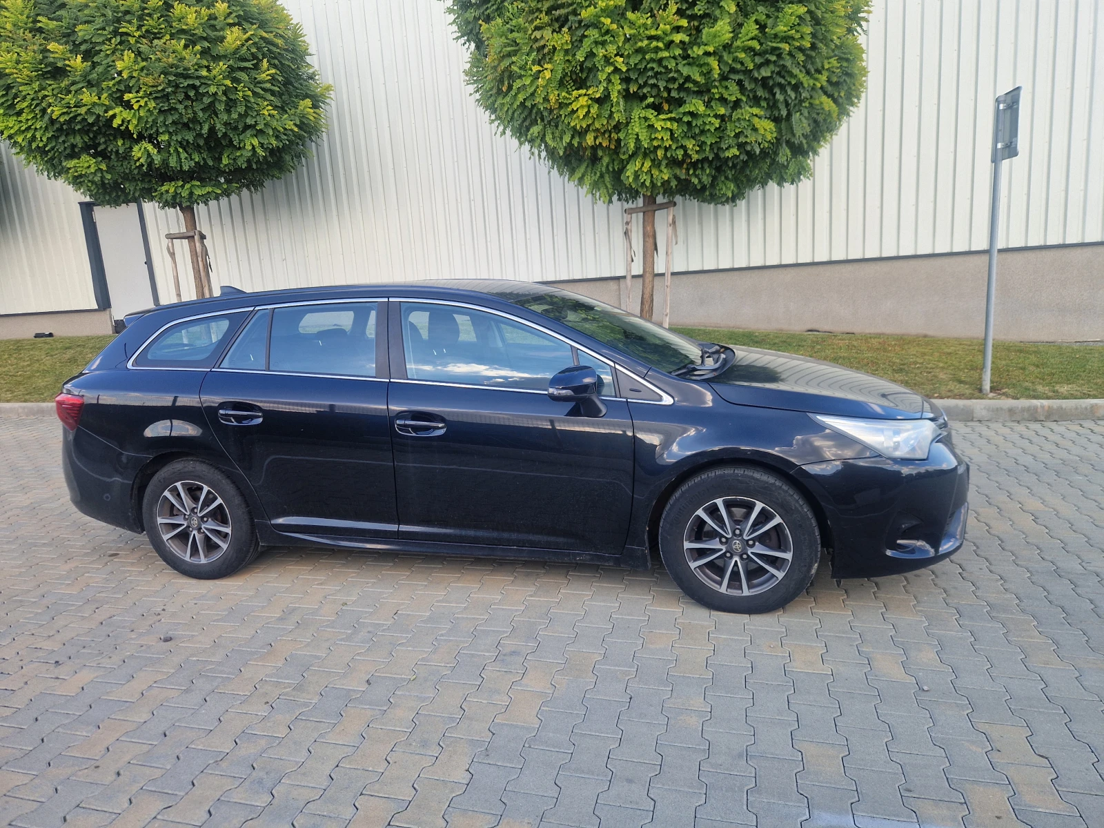 Toyota Avensis, снимка 1