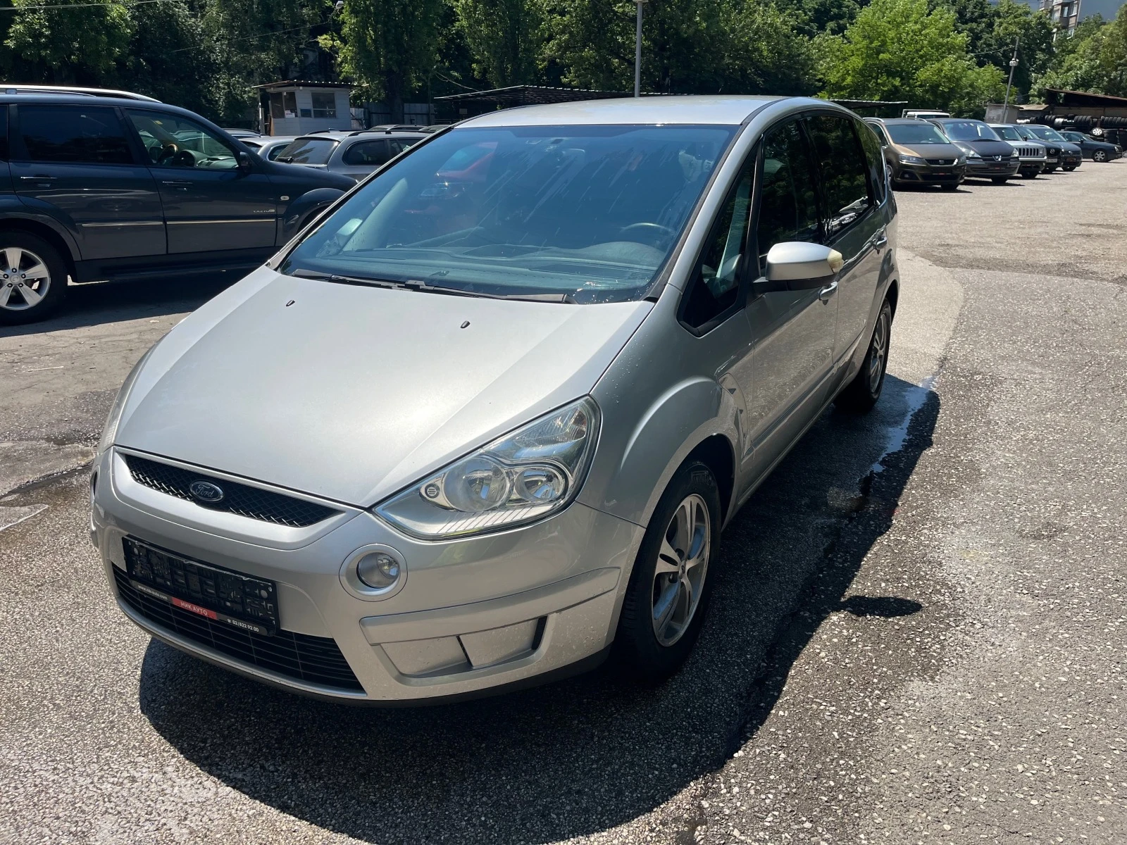 Ford S-Max 2.0i 16v 6+ 1 Швейцария - изображение 2