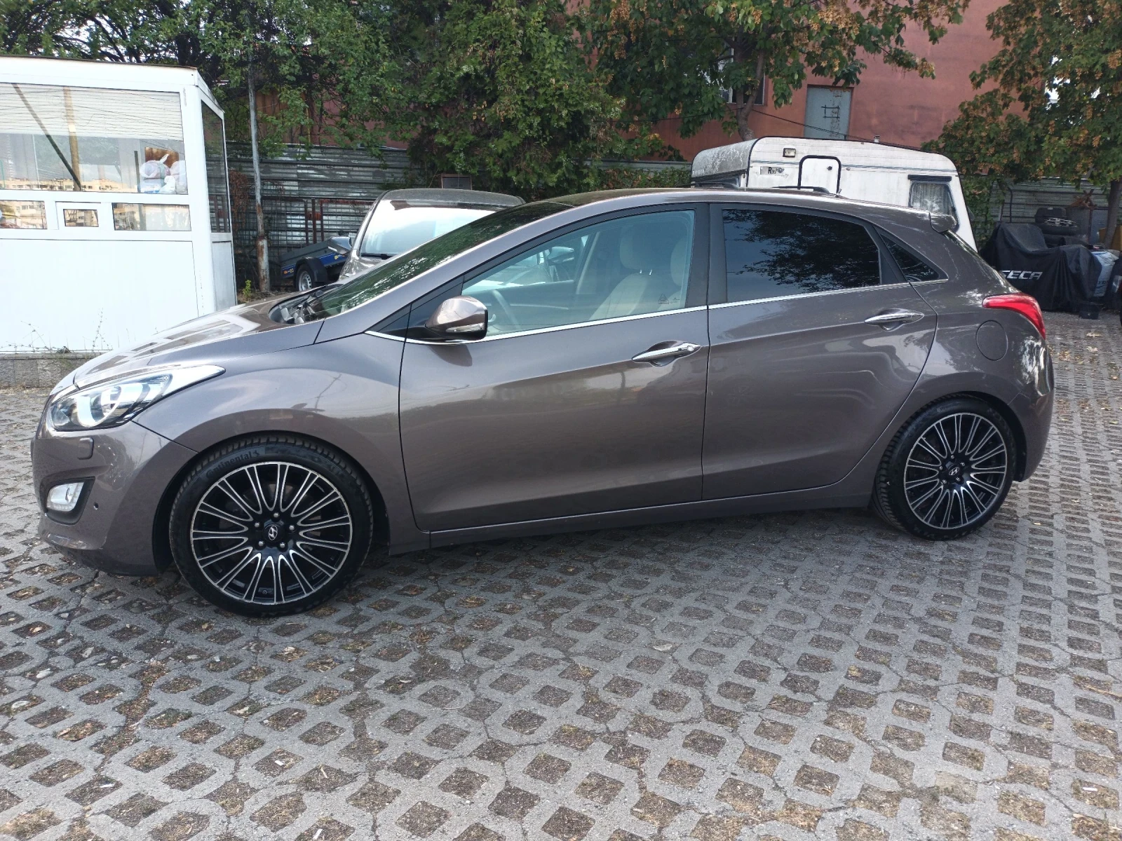 Hyundai I30 1.6i бензин;АВТОМАТИК;навигация - изображение 3