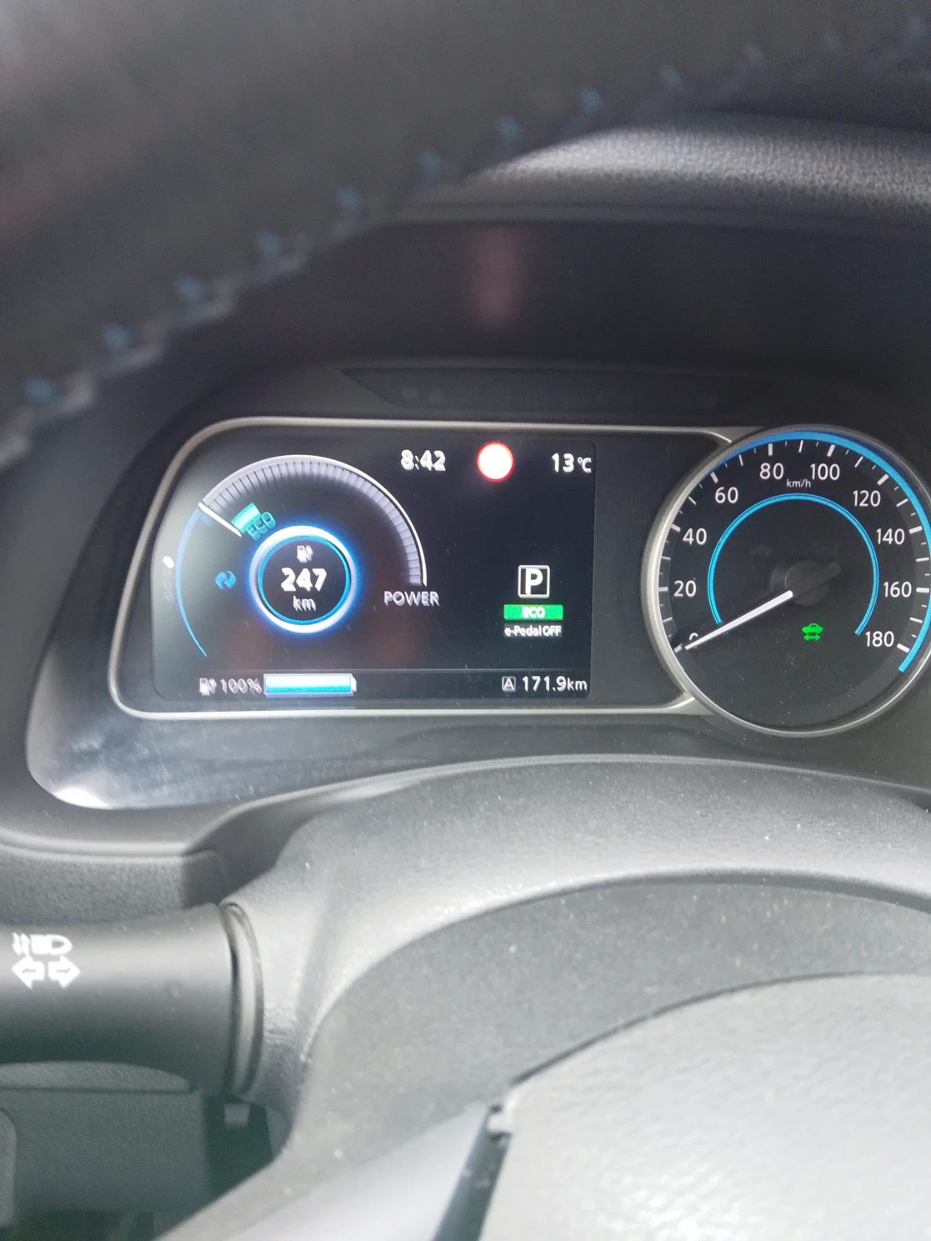Nissan Leaf   - изображение 3