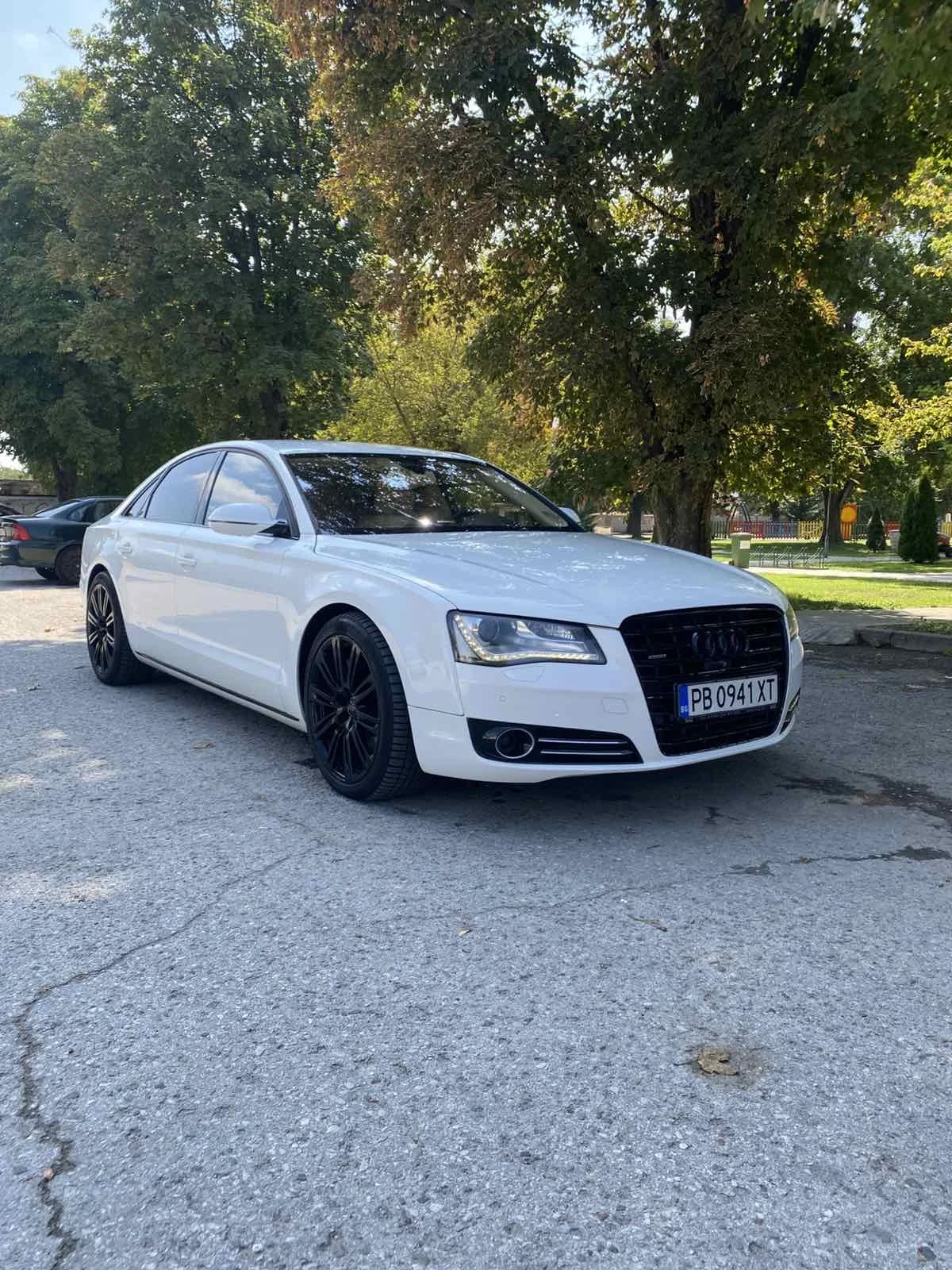 Audi A8 Quatro 4.2 - изображение 2