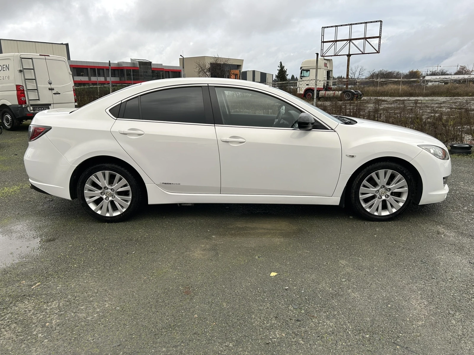 Mazda 6 2.0i* 147* GH* Бяла Перла - изображение 6