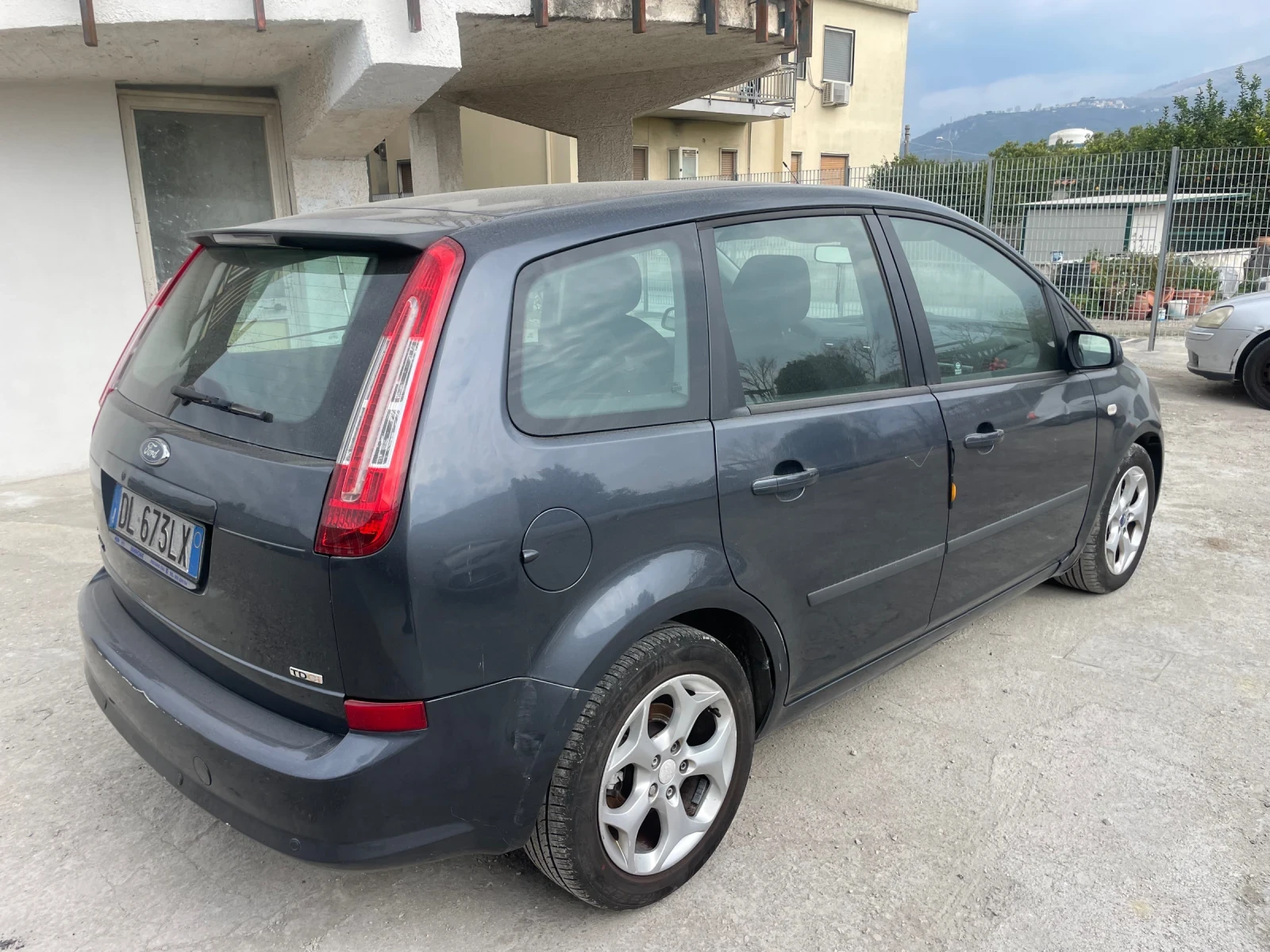 Ford C-max 1.6 TDCi 110 CV Titanium DPF (80 kw), снимка 4 - Автомобили и джипове - 53834661