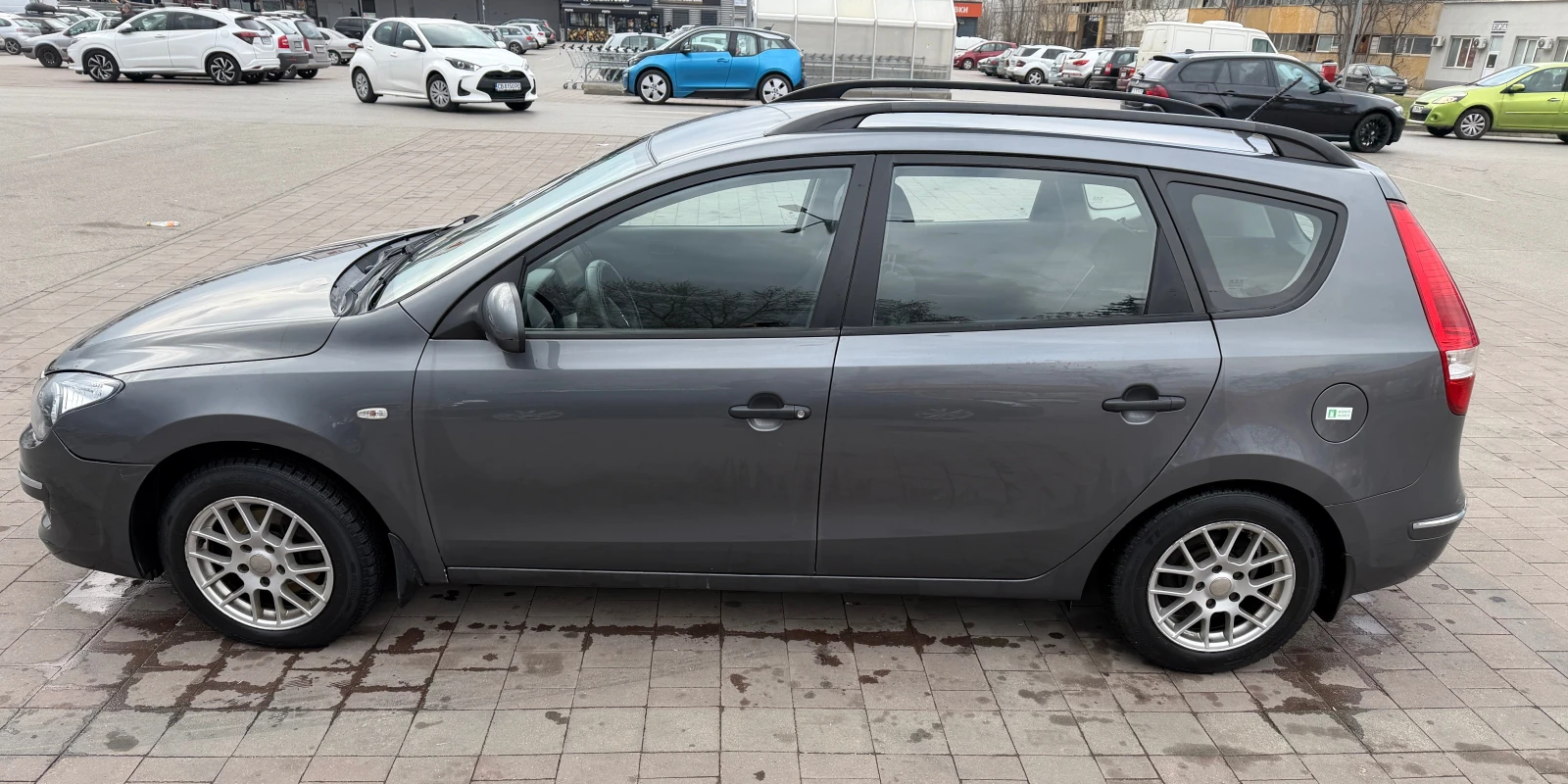 Hyundai I30 1.4 FACELIFT, снимка 8 - Автомобили и джипове - 54060573