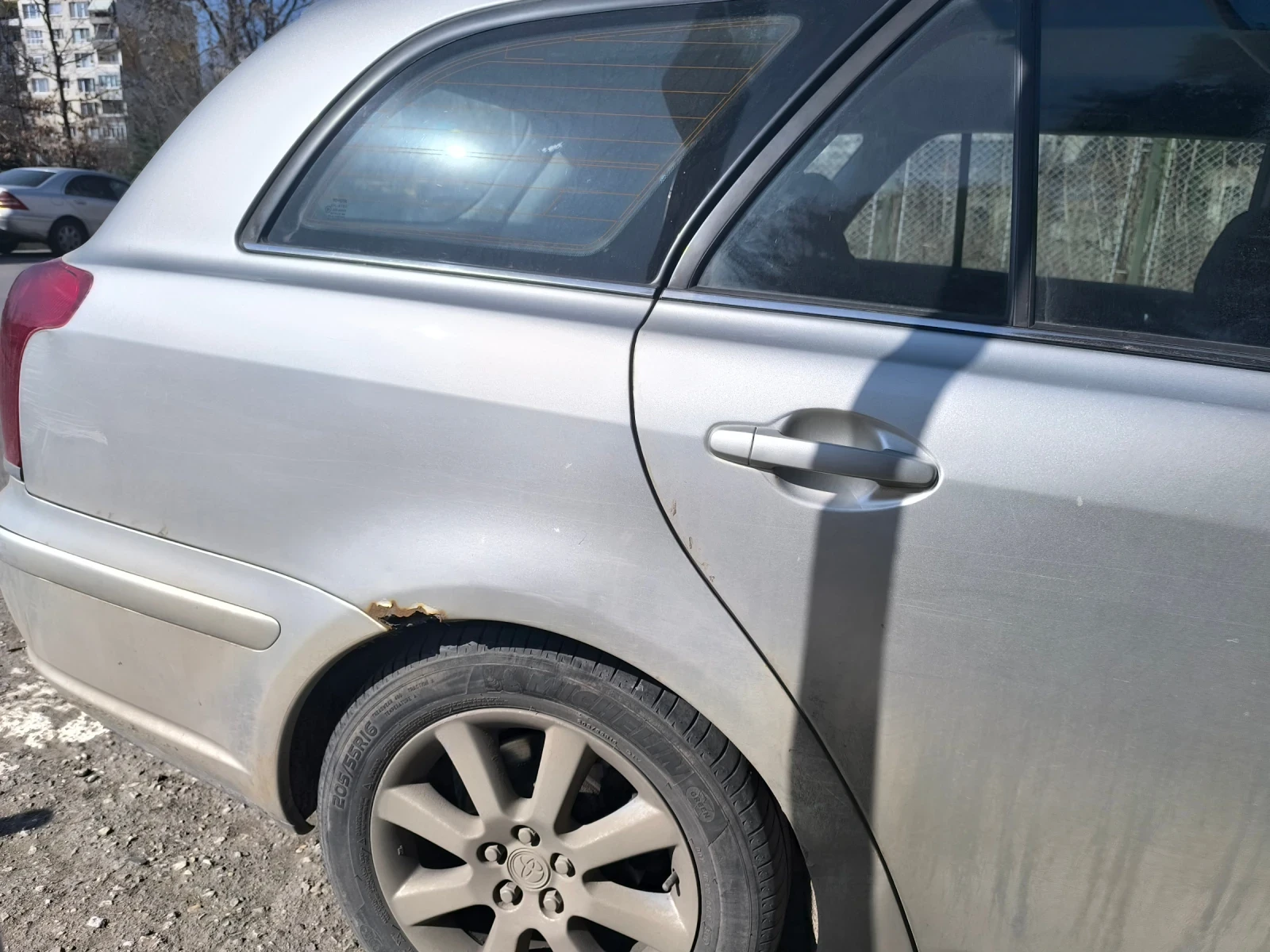 Toyota Avensis D4D, снимка 6 - Автомобили и джипове - 54113574