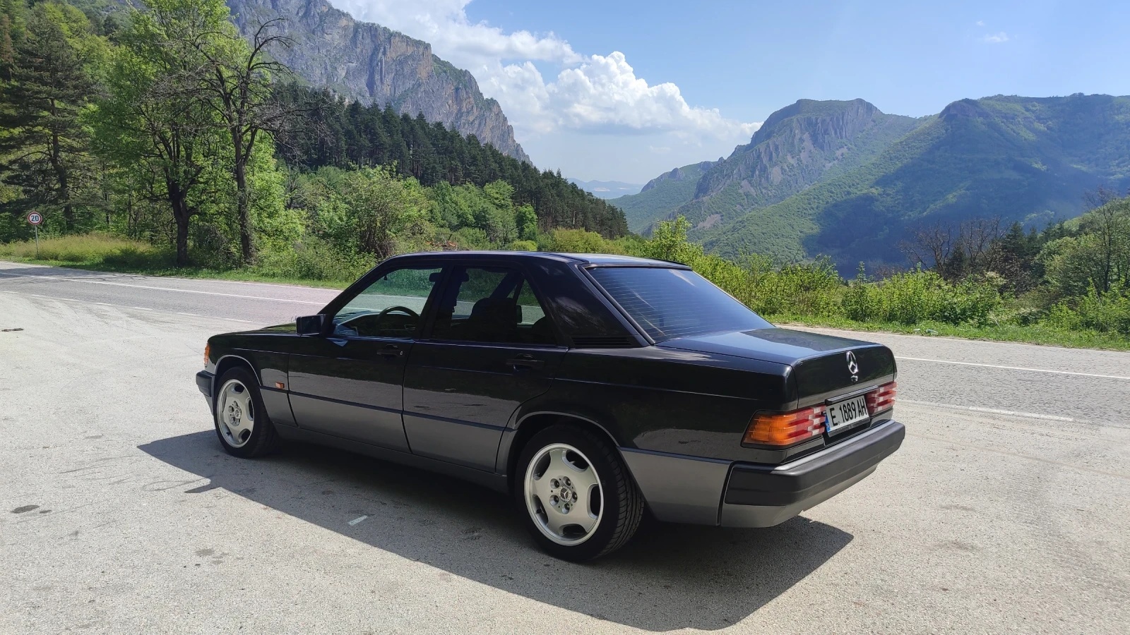 Mercedes-Benz 190 Климатик, снимка 4 - Автомобили и джипове - 54113121