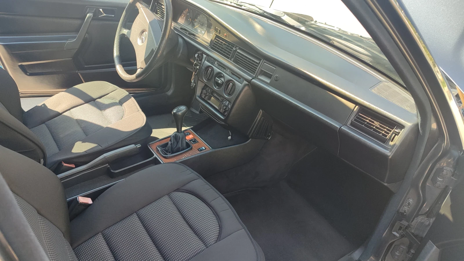 Mercedes-Benz 190 Климатик, снимка 12 - Автомобили и джипове - 54113121