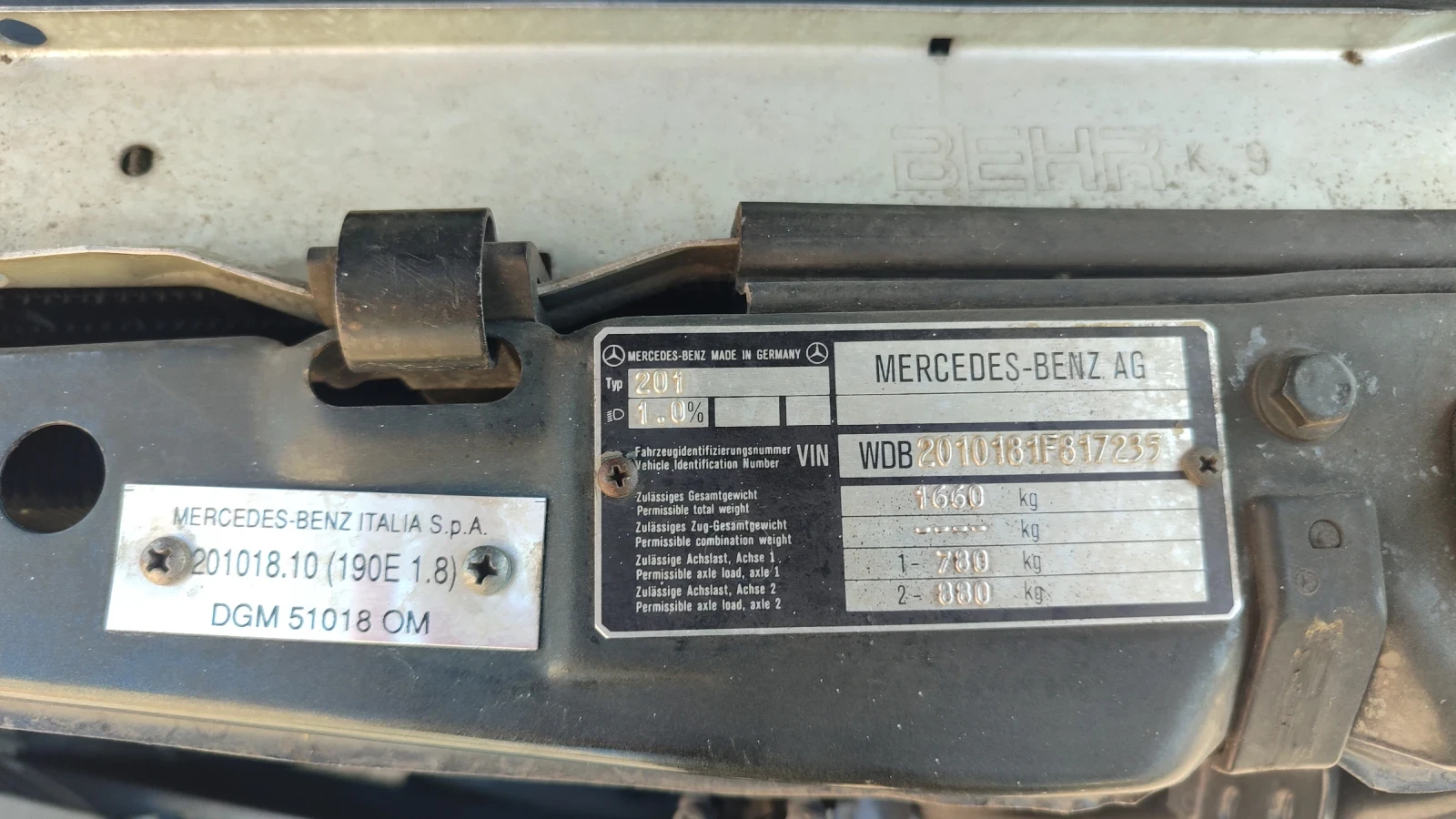 Mercedes-Benz 190 Климатик, снимка 10 - Автомобили и джипове - 54113121