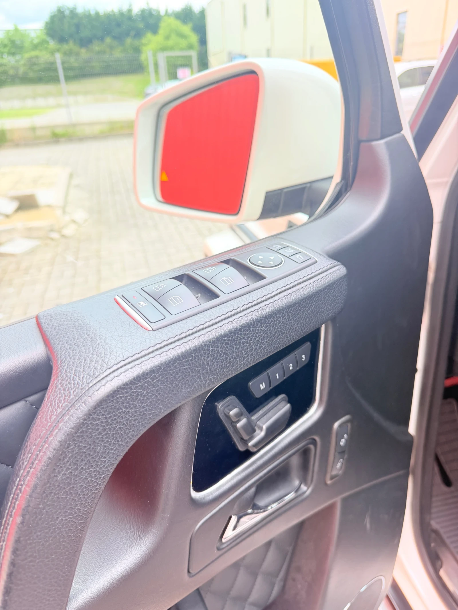 Mercedes-Benz G 63 AMG 90, 000км Реални Като Нова, снимка 14 - Автомобили и джипове - 54331664