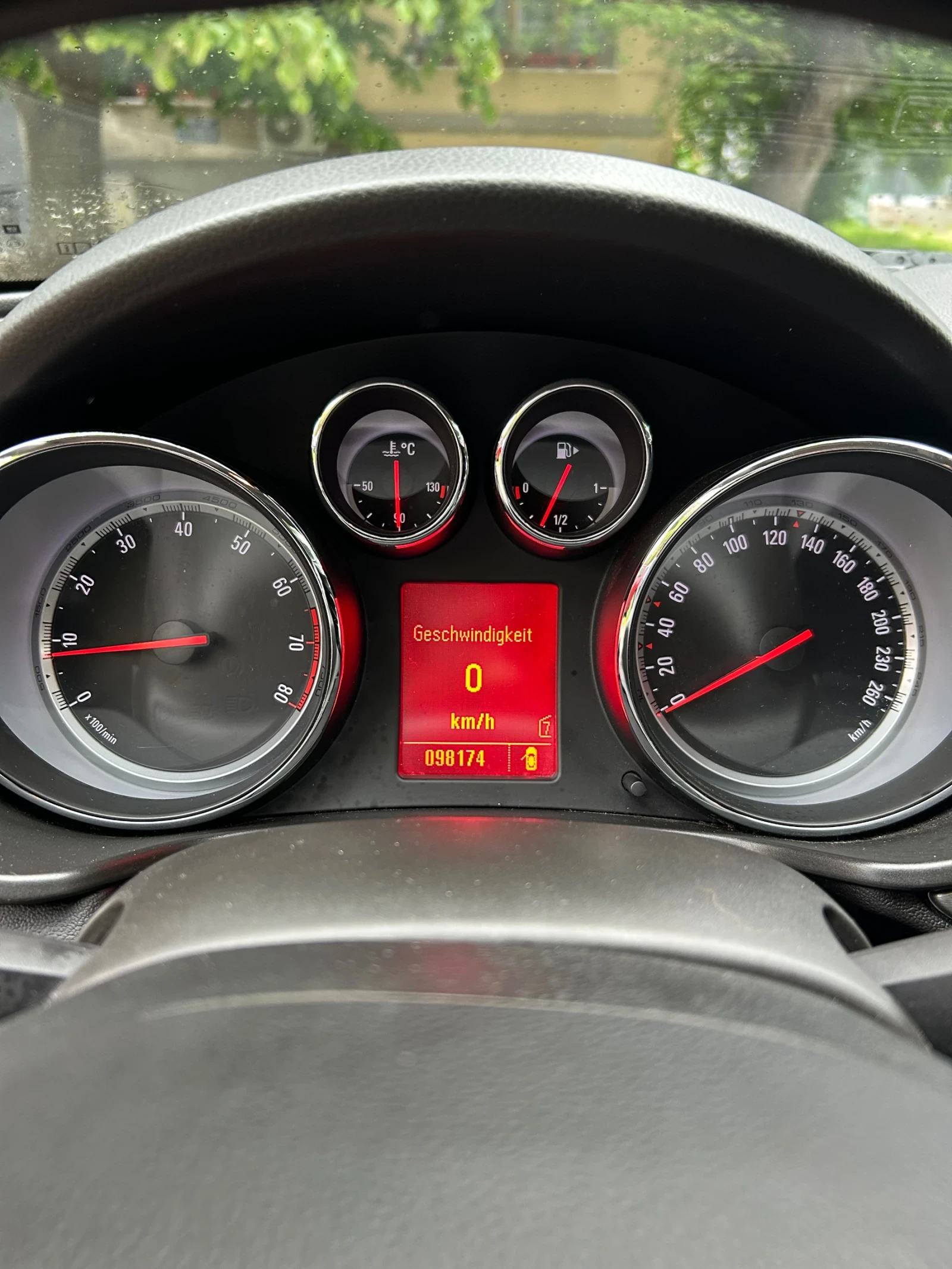 Opel Insignia, снимка 5 - Автомобили и джипове - 54350641