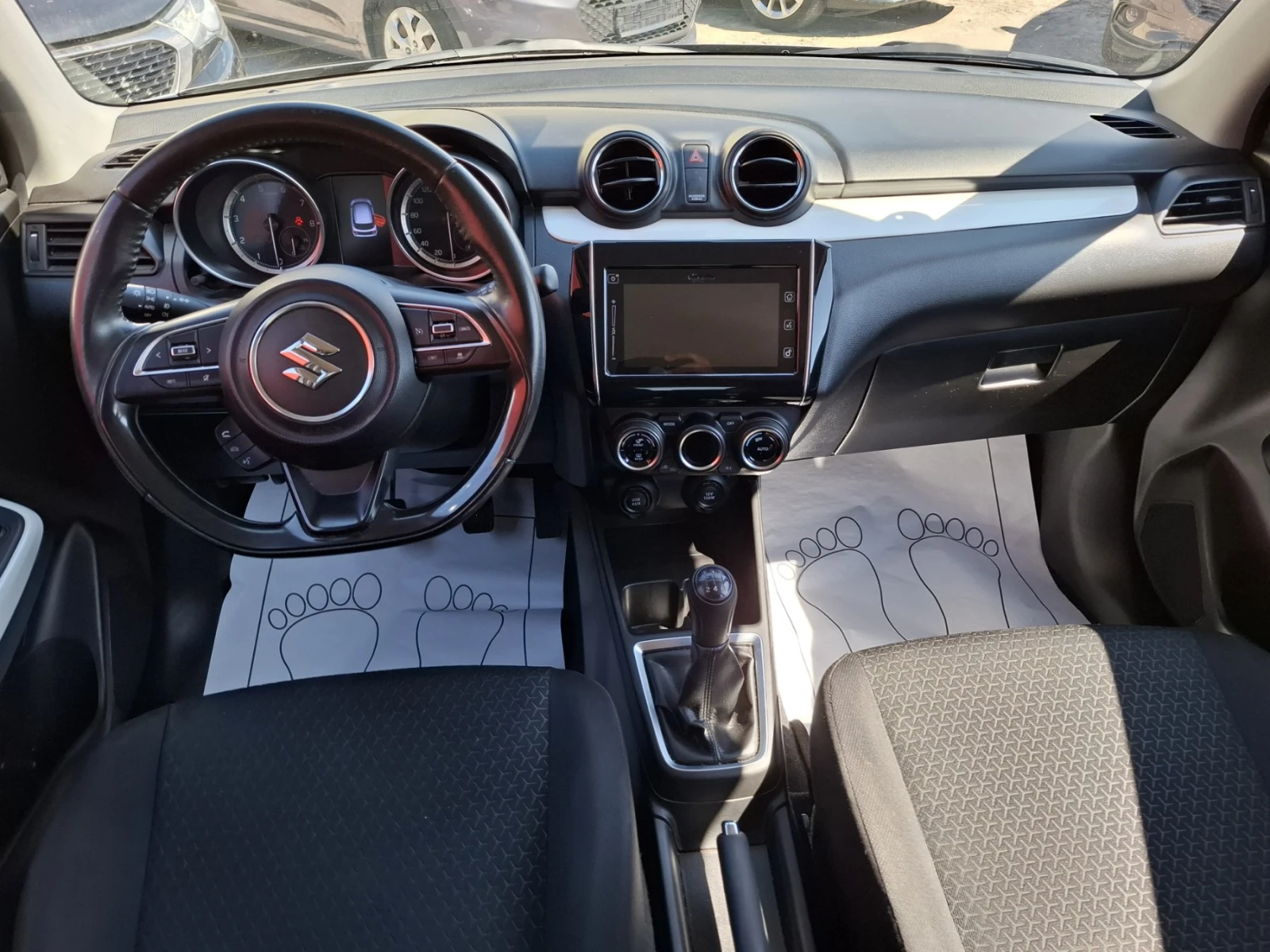 Suzuki Swift 1.2 DJ HYBRID* NAVI* CAMERA* KEYLESS* DISTRONIC | Mobile.bg � ����������� 8