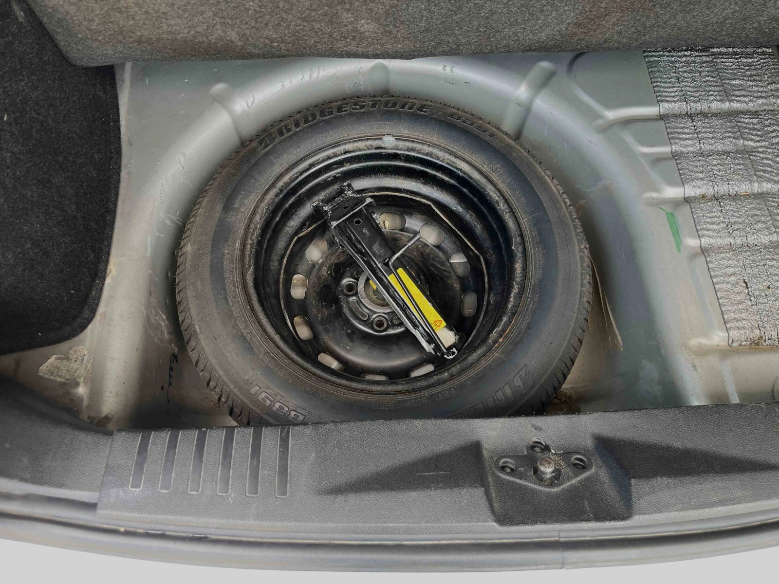 Ford Fiesta, снимка 15 - Автомобили и джипове - 55068728
