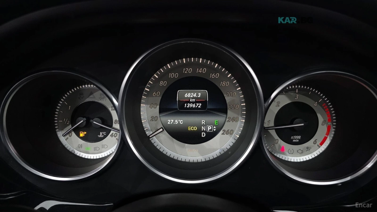 Mercedes-Benz CLS * LED* ПАНО* KEYLESS* Camera* ПОДГРЕВ* , снимка 8 - Автомобили и джипове - 55100399