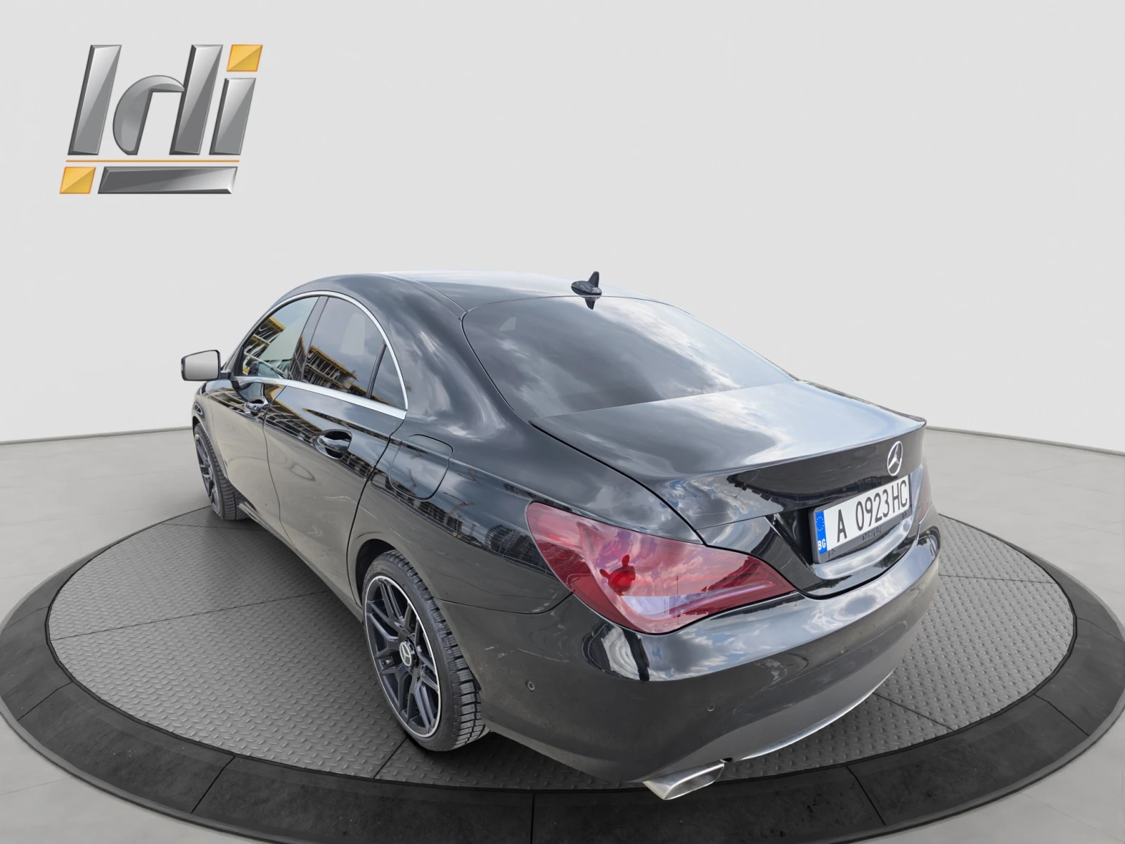 Mercedes-Benz CLA 220 CDI AMG, снимка 4 - Автомобили и джипове - 55184276
