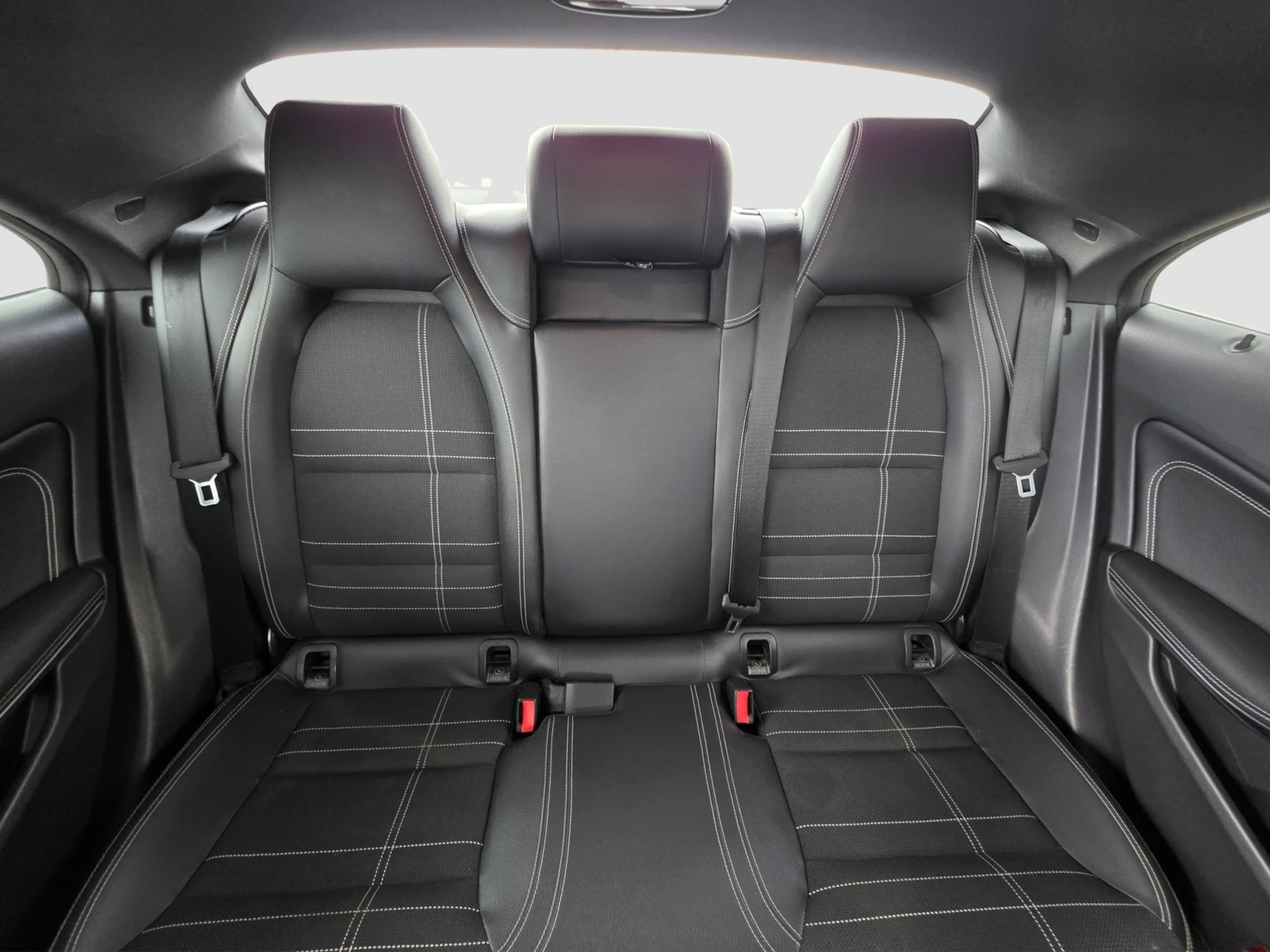 Mercedes-Benz CLA 220 CDI AMG, снимка 12 - Автомобили и джипове - 55184276