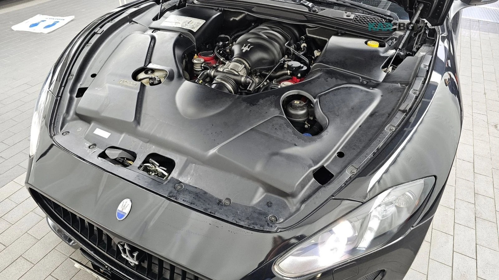 Maserati GranTurismo 4.7 SPORT* CARBON* КОЖА* ПОДГРЕВ* КАМЕРА, снимка 6 - Автомобили и джипове - 55362421
