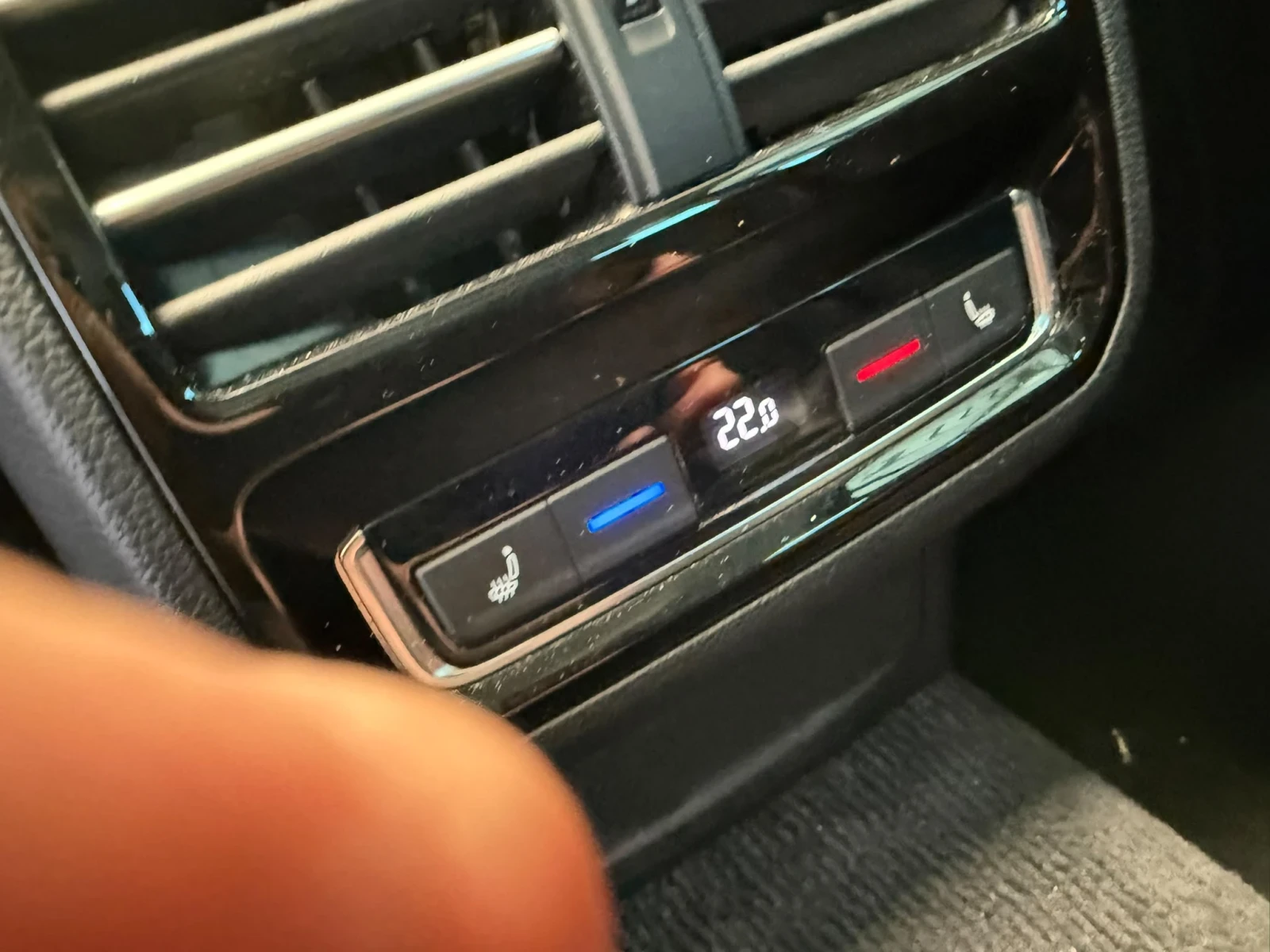 VW Passat 2.0 TDI , снимка 6 - Автомобили и джипове - 55417524