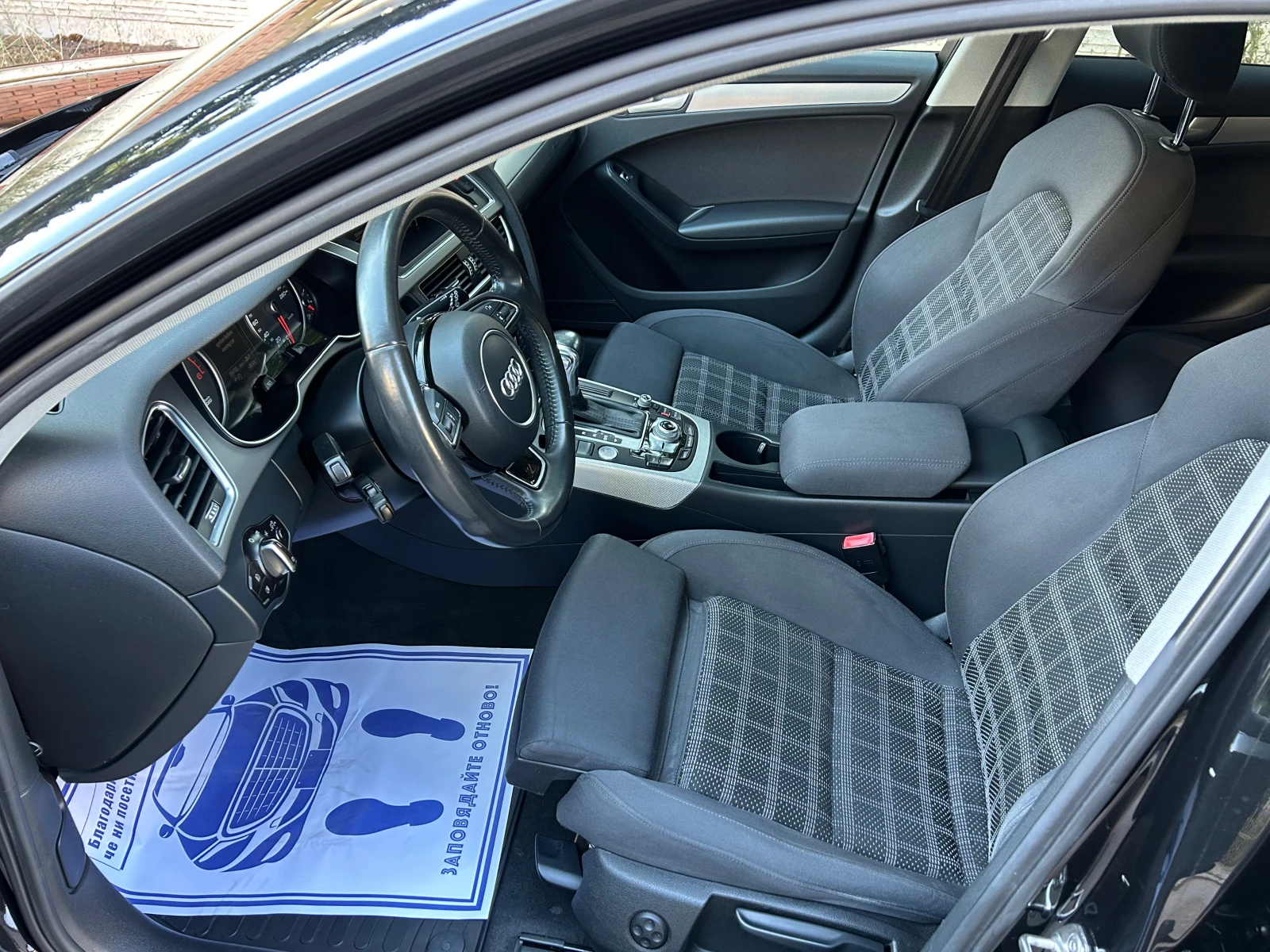 Audi A4 2.0 TDI 177K AVTOMAT, снимка 9 - Автомобили и джипове - 55467631