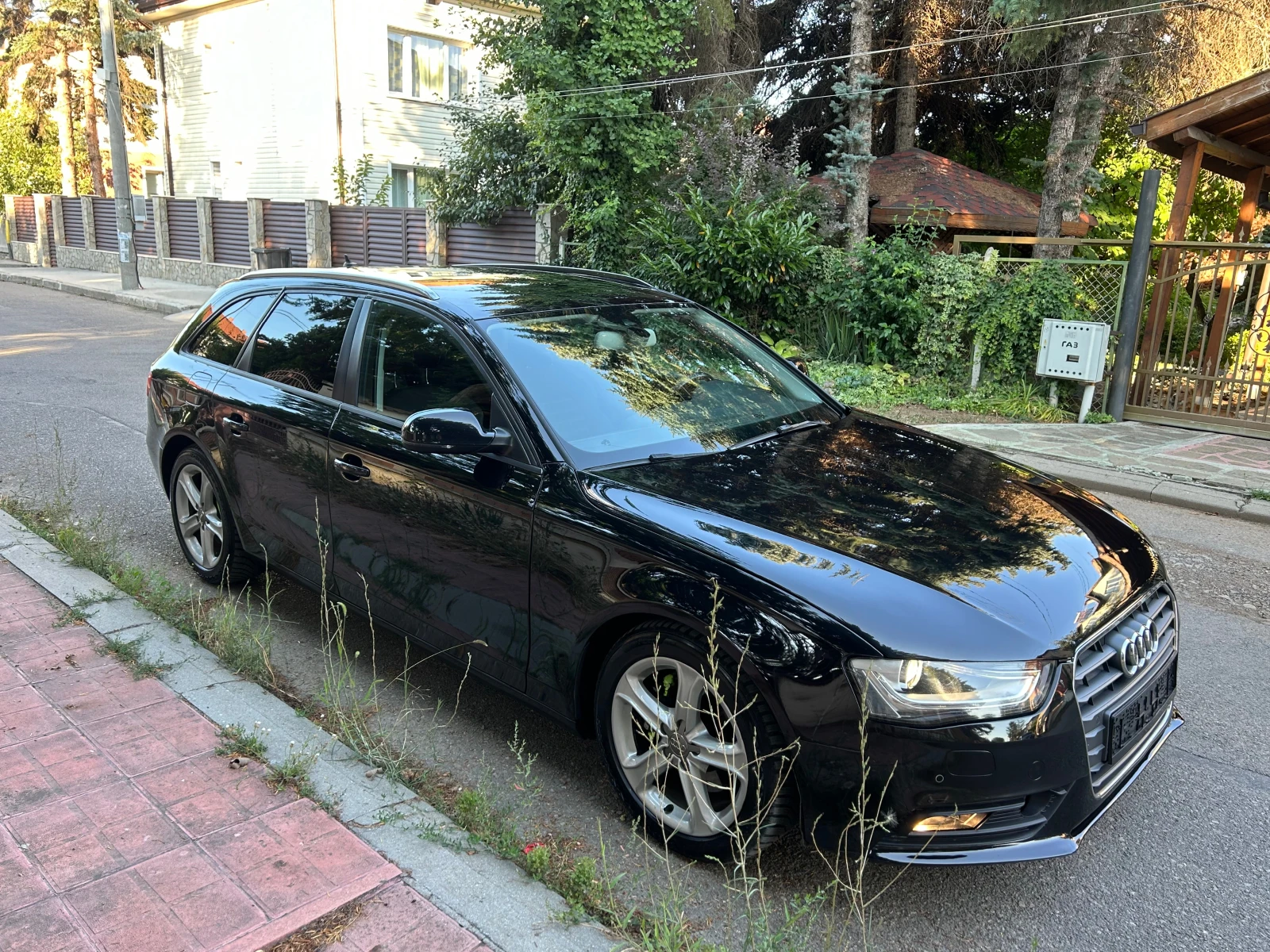 Audi A4 2.0 TDI 177K AVTOMAT, снимка 3 - Автомобили и джипове - 55467631