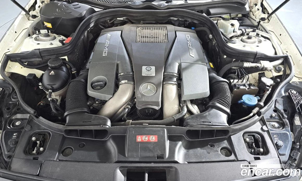 Mercedes-Benz CLS CLS63 AMG 4MATIC, снимка 6 - Автомобили и джипове - 56122369