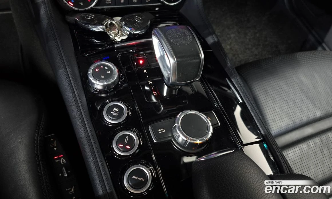 Mercedes-Benz CLS CLS63 AMG 4MATIC, снимка 9 - Автомобили и джипове - 56122369