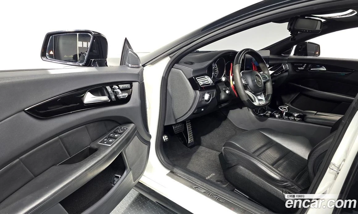 Mercedes-Benz CLS CLS63 AMG 4MATIC, снимка 10 - Автомобили и джипове - 56122369