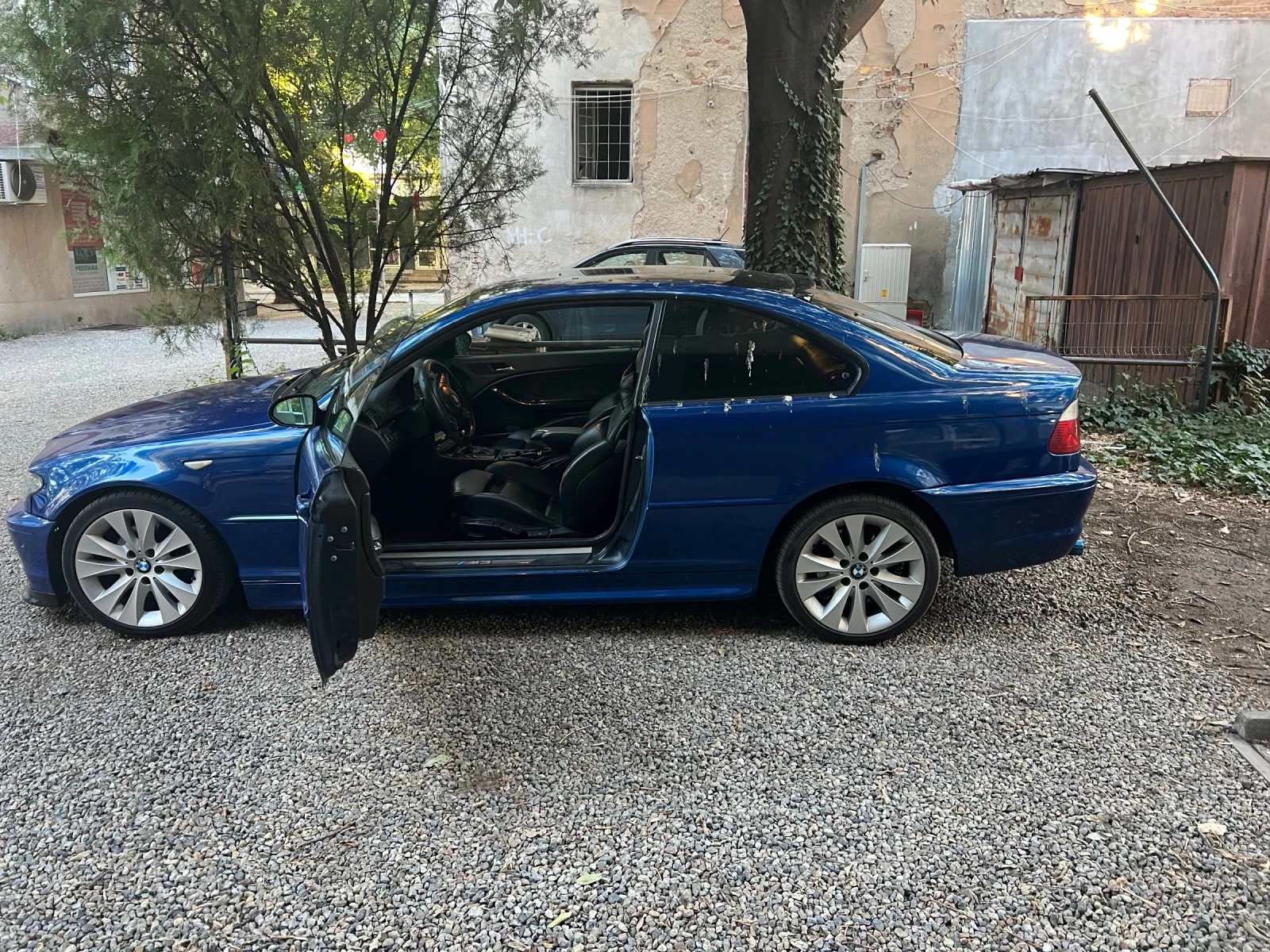 BMW 320, снимка 8 - Автомобили и джипове - 56261722