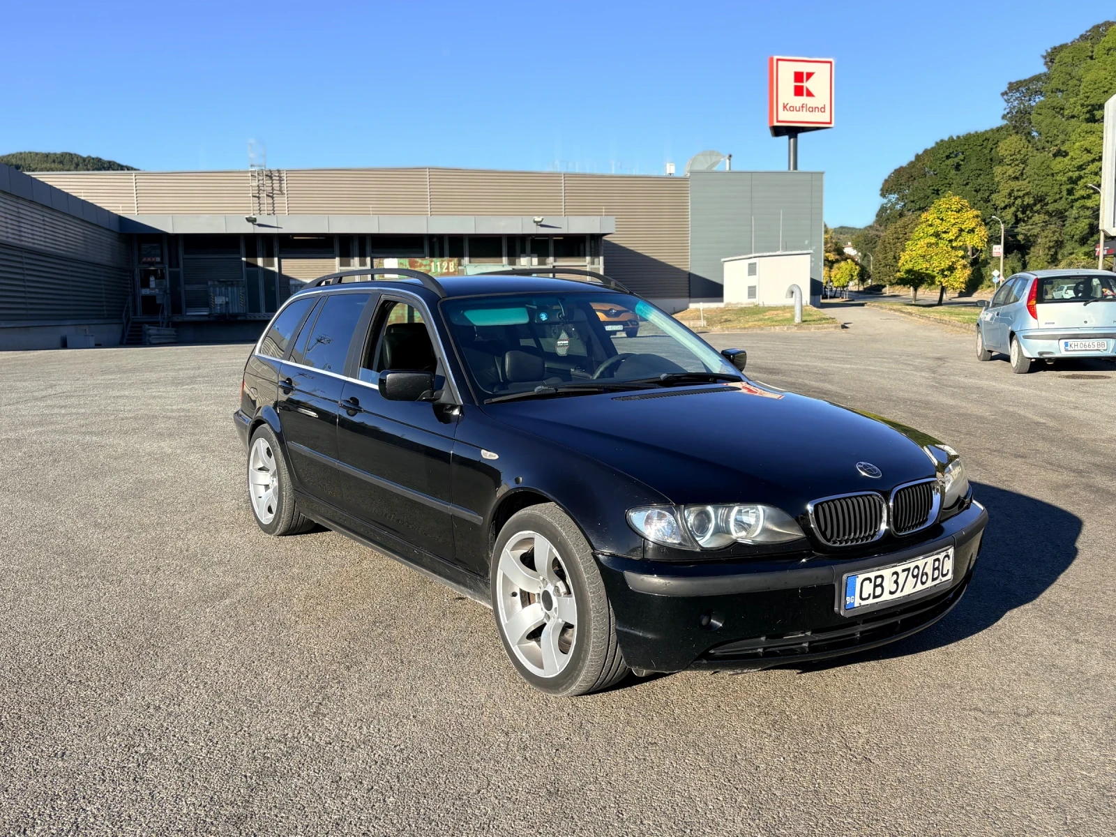 BMW 330, снимка 8 - Автомобили и джипове - 56348059