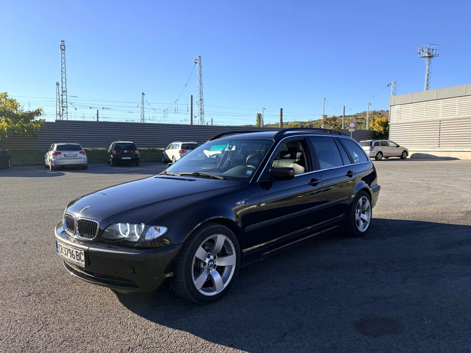 BMW 330, снимка 2 - Автомобили и джипове - 56348059