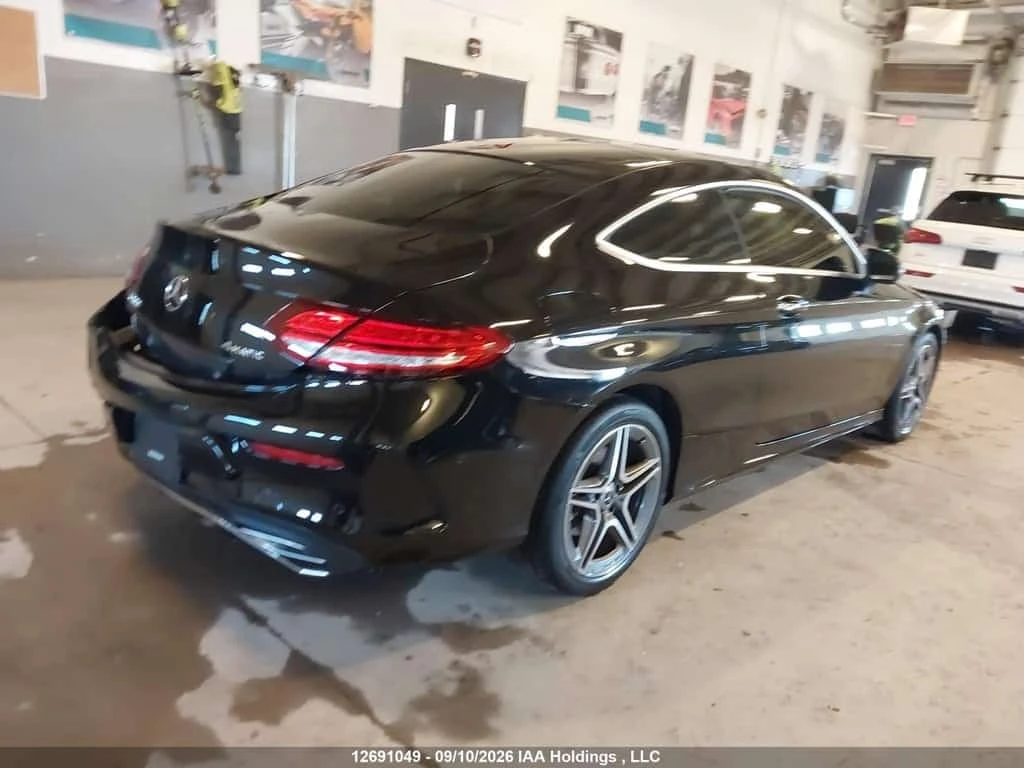 Mercedes-Benz C 300 * 4MATIC * COUPE * AMG * 2023 * CARFAX *  | Mobile.bg � ����������� 4
