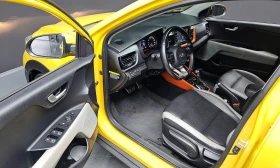 Kia Stonic Diesel 1.6 Prestige * НАЙ-ДОБРА ЦЕНА В БЪЛГАРИЯ* , снимка 12