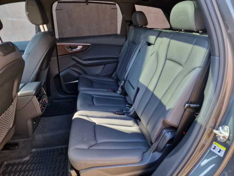 Audi Q7 55TFSI 3.0T, снимка 8 - Автомобили и джипове - 52695177