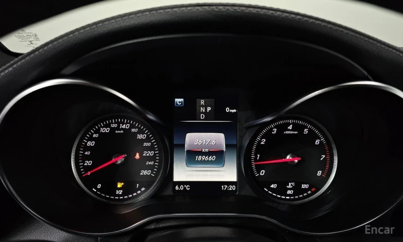 Mercedes-Benz GLC 300, снимка 8 - Автомобили и джипове - 53130026