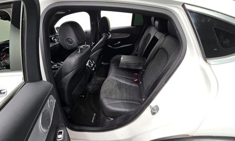 Mercedes-Benz GLC 300, снимка 11 - Автомобили и джипове - 53130026
