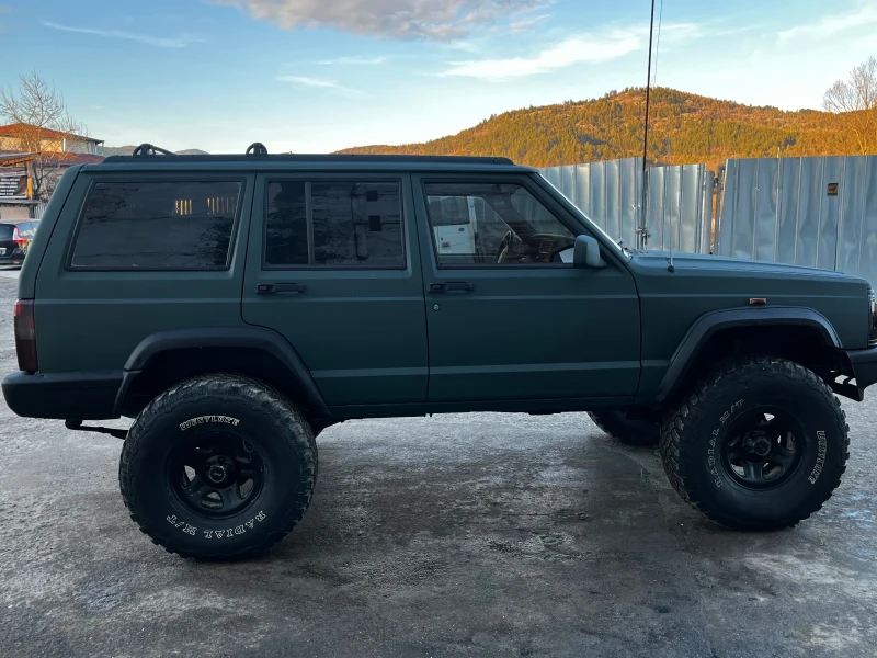 Jeep Cherokee, снимка 5 - Автомобили и джипове - 53268308