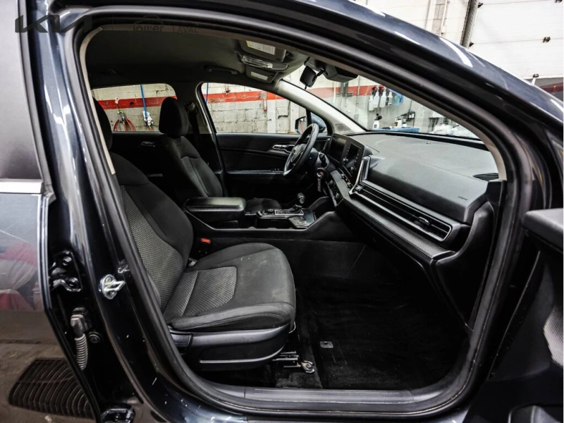 Kia Sportage LX* Keyless* Bluetooth* Camera* От KIA* , снимка 16 - Автомобили и джипове - 53526908