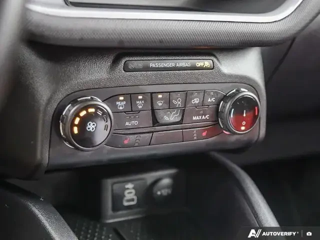 Ford Bronco Един собственик/Чист Карфакс, снимка 7 - Автомобили и джипове - 54066635