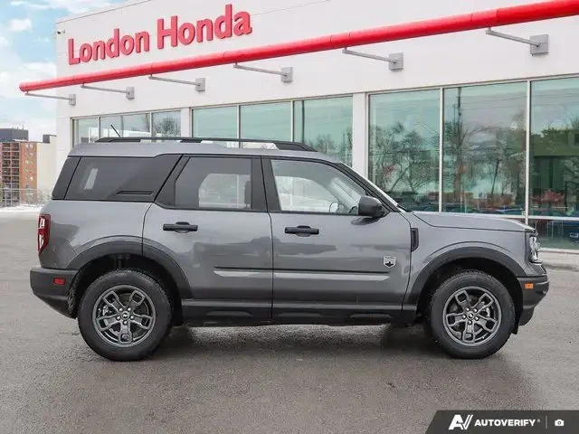 Ford Bronco Един собственик/Чист Карфакс, снимка 4 - Автомобили и джипове - 54066635