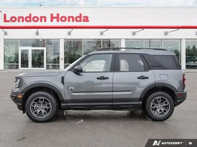 Ford Bronco Един собственик/Чист Карфакс, снимка 3 - Автомобили и джипове - 54066635