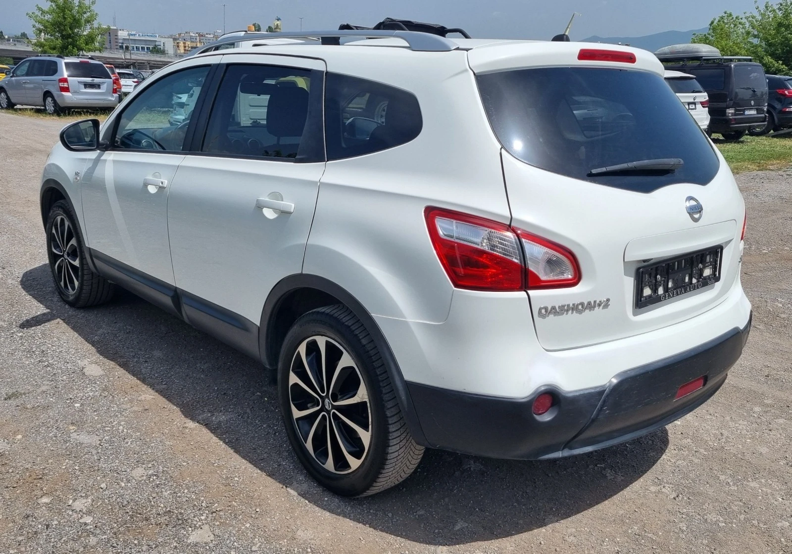 Nissan Qashqai 2.0dci 4x4 + 2  - изображение 3